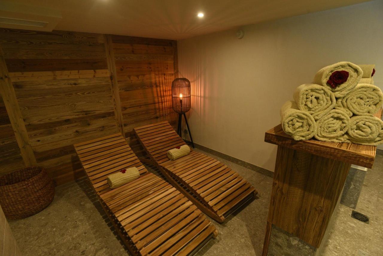La Toviere Hotel วาลดีแซร์ ภายนอก รูปภาพ